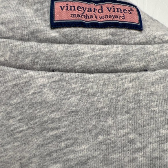 Vineyard Vines Pullover size XL kids or 18 boys or size M adult - Picture 5 of 7